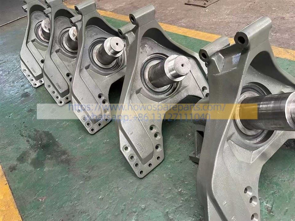 Core Spare Parts For The Howo A7 / Sitrak Series 6×4 And 8×4 Dual-drive Configurations Rear-axle Center-mounted Heavy-load Balance-shaft Suspension System.