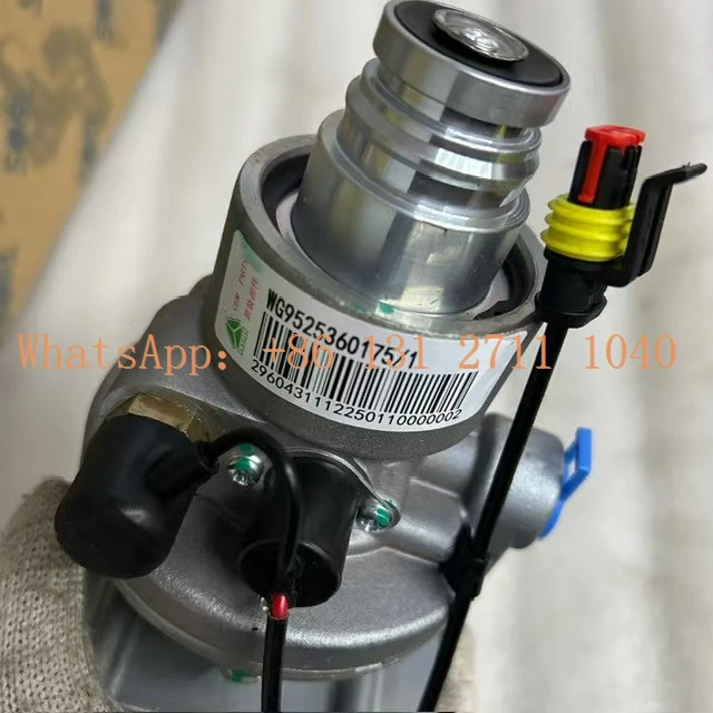 HOWO MAX Automatic Temperature-Controlled Differential Pressure Condenser WG9525360175 high quality