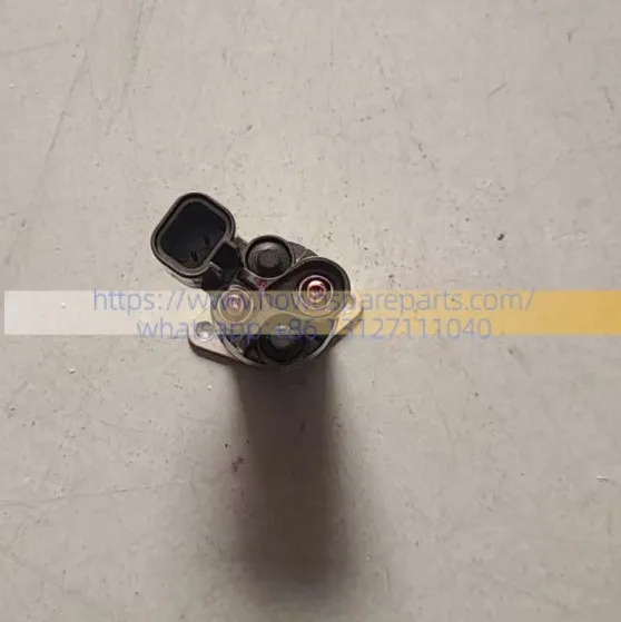 SAHCMAN X3000/M3000/F3000 Cummins Starter Solenoid 1337210792 suppliers