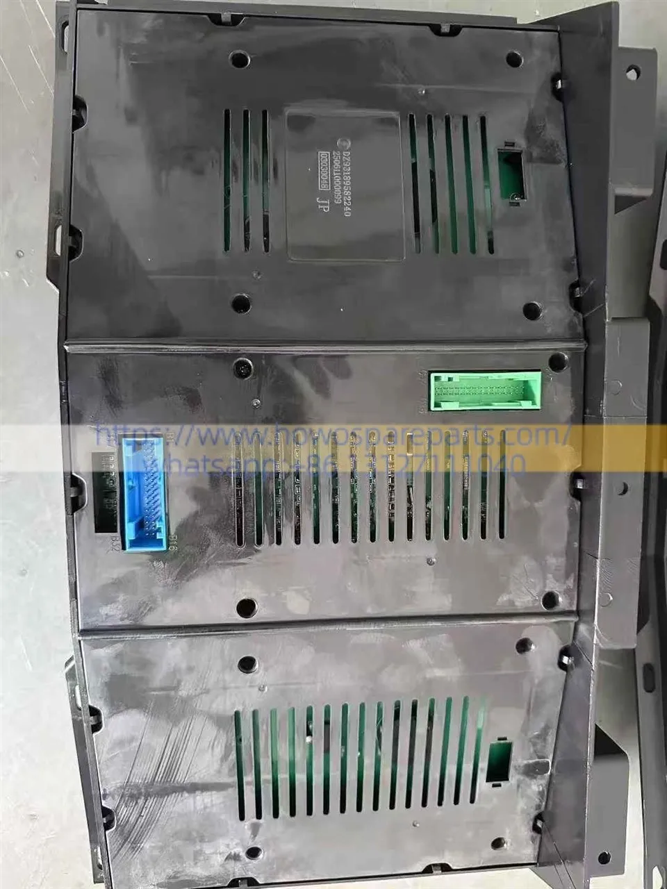 SHACMAN F3000 Dashboard DZ93189582240 factory