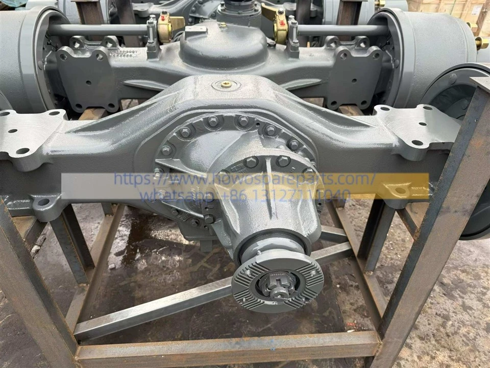 SINOTRUK Heavy-Duty Trucks & Mining Machinery: Intermediate Axle Assembly And Rear Axle Assembly factory