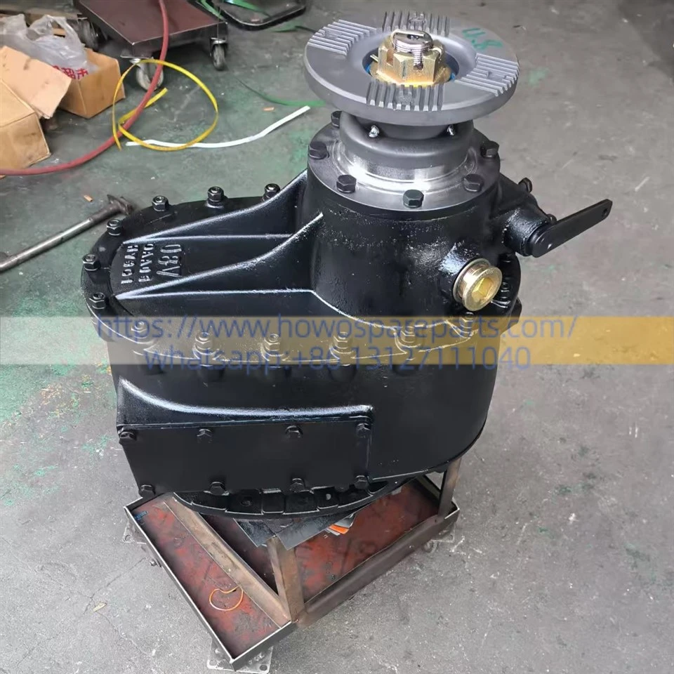 SINOTRUK HOWO A7/T7H Intermediate Axle Main Reducer Assembly / Differential Assembly AZ7121320745