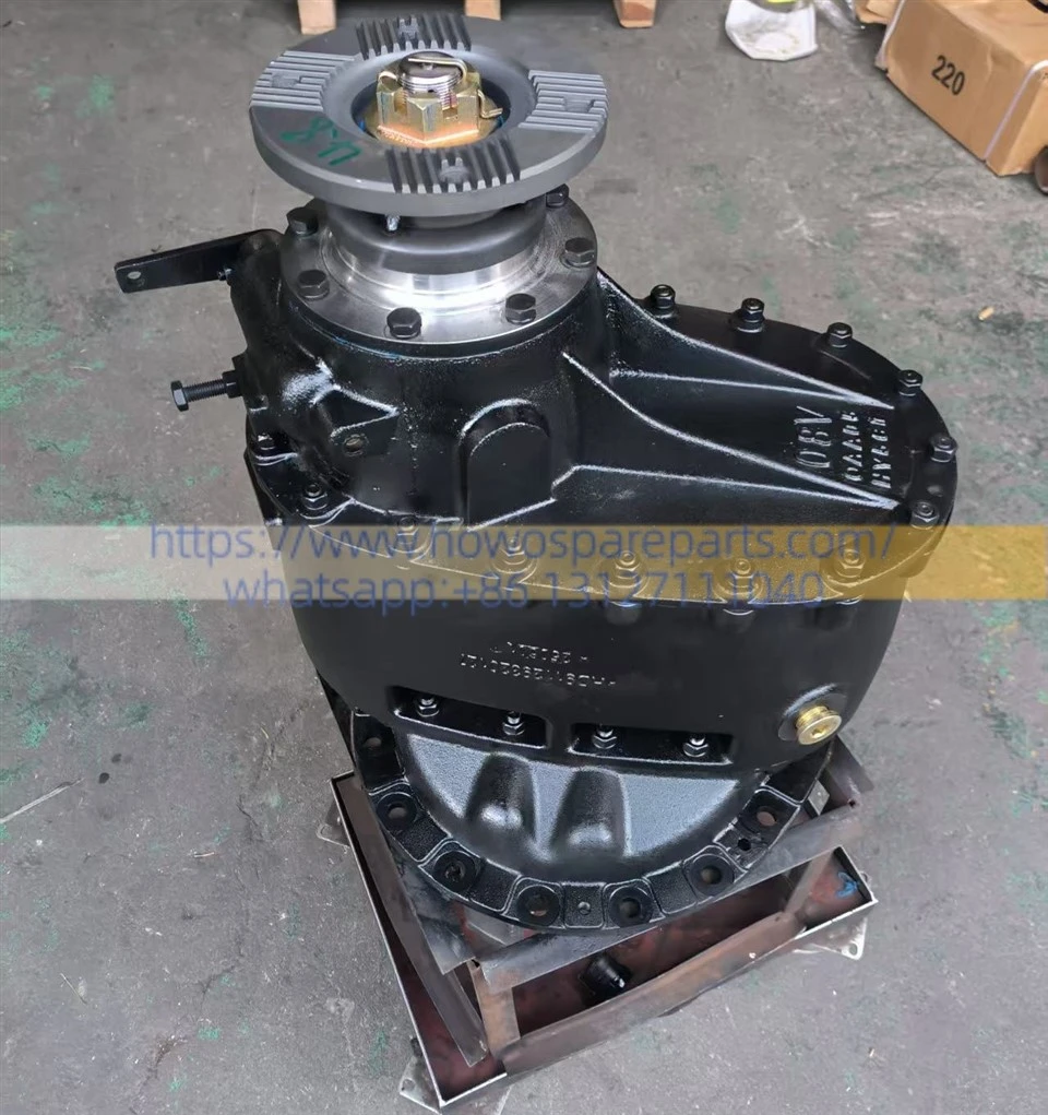 SINOTRUK HOWO A7/T7H Intermediate Axle Main Reducer Assembly / Differential Assembly AZ7121320745 suppliers