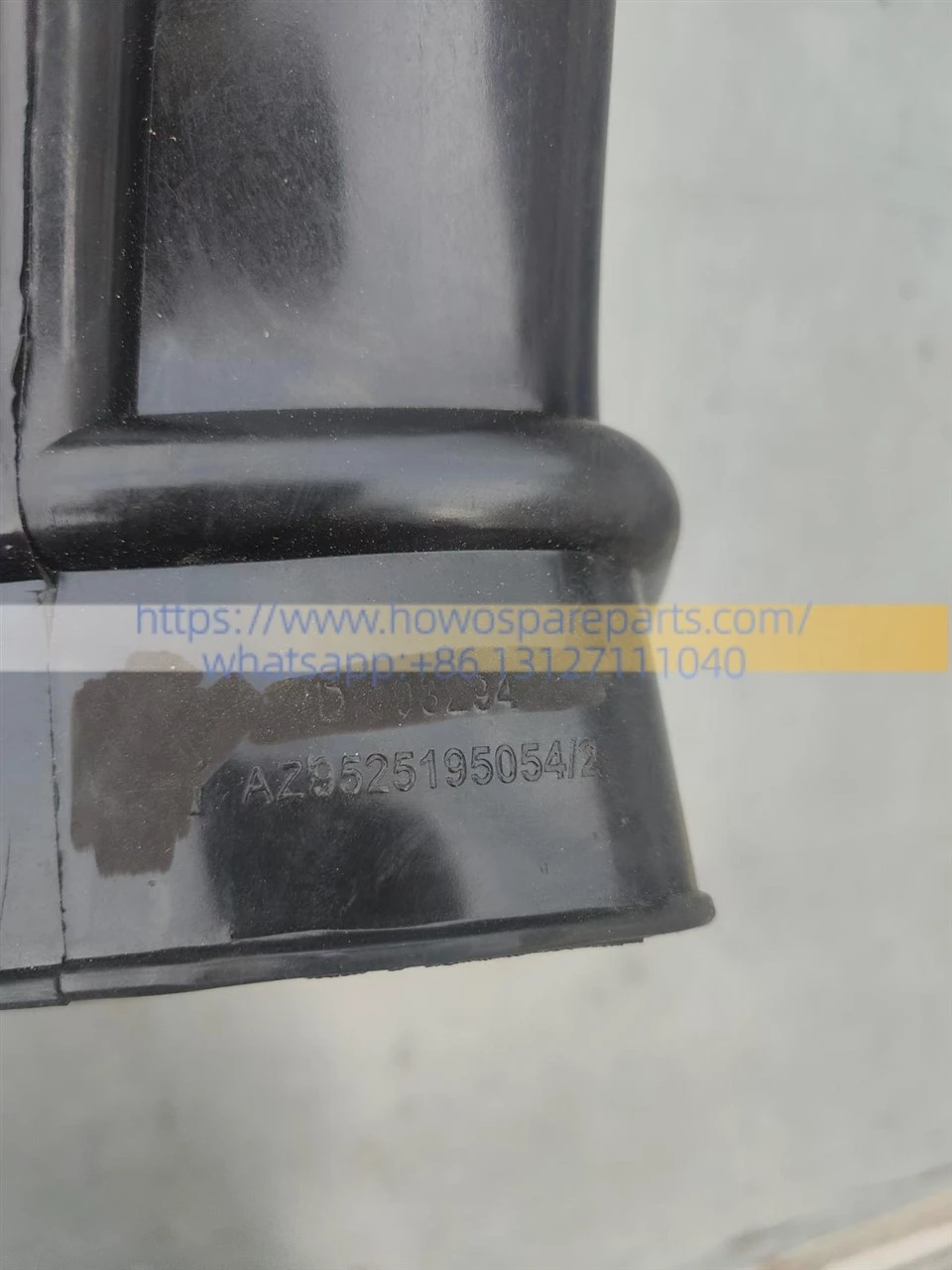 SINOTRUK HOWO MAN ​MC07 MC11 MC13 ENGINE Rubber Air Intake Hose AZ9525195054 suppliers