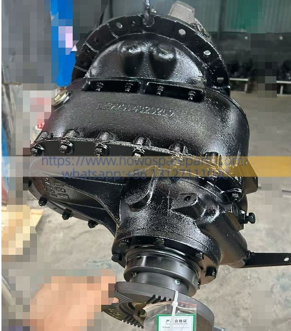 SINOTRUK HOWO Middle Axle Drive Assembly Main Reducer Axle Differential Assembly AZ9231320745