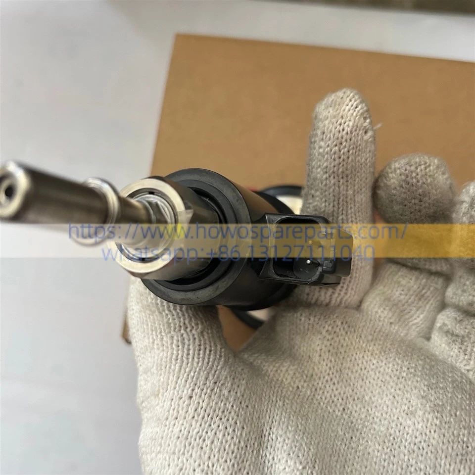 SINOTRUK HOWO Urea Nozzle / AdBlue Injector WG1034121002 best