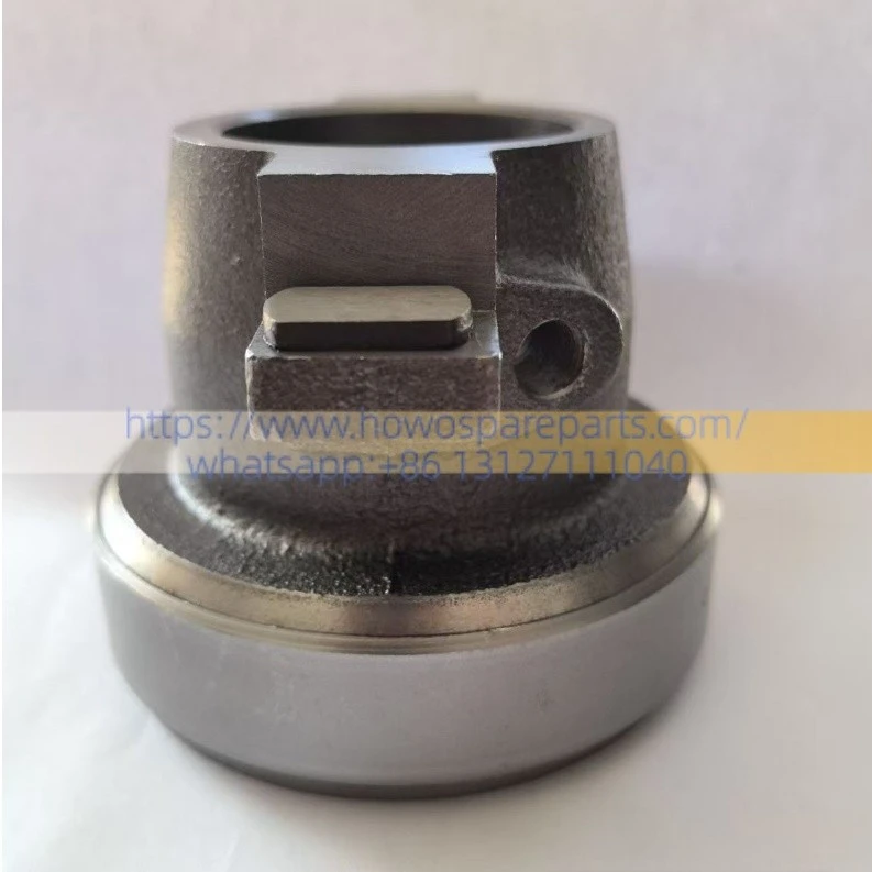 SINOTRUK Light Truck WLY 6TS55 6-Speed ​​Manual Transmission Clutch Release Bearing Carrier Assembly LG9704220502+001 factory
