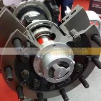 SAHCMAN F3000/M3000/X3000 Axle Head Cover 10083537