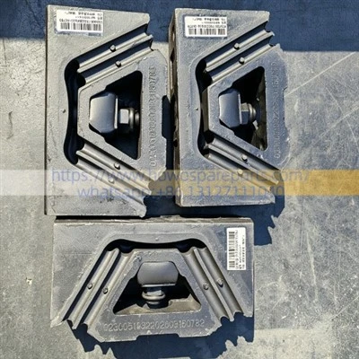 SINOTRUK D12、WD615 ENGINE Rear Engine Mount / Engine Rear Support Rubber Pad WG9725592131