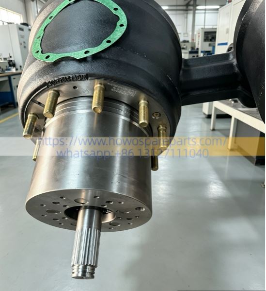 16-Ton Class Two-Stage Reduction Heavy-Duty Drive Axle Intermediate Axle Assembly AH71131552 HC16 5.73